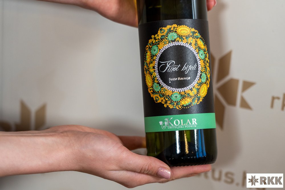 Közel 100 bor versenyzett a hétvégén!