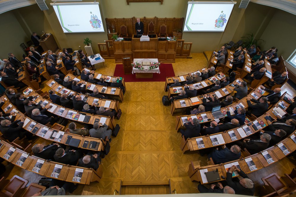 Bővítik az oktatási iroda szakértői névjegyzékét