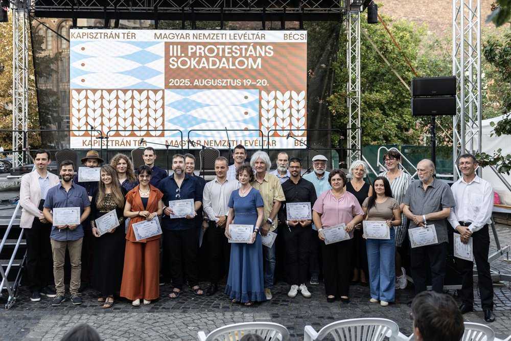 Szabó Lőrinc versek hallhatóan - Két ország határán